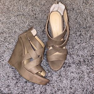 Chinese Laundry Tan Criss Cross Wedges